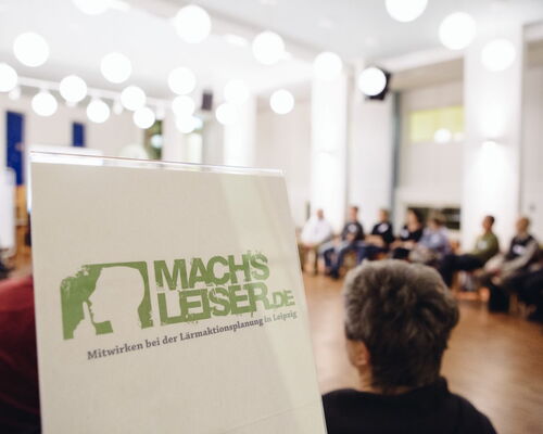 Mach's leiser Auftaktveranstaltung