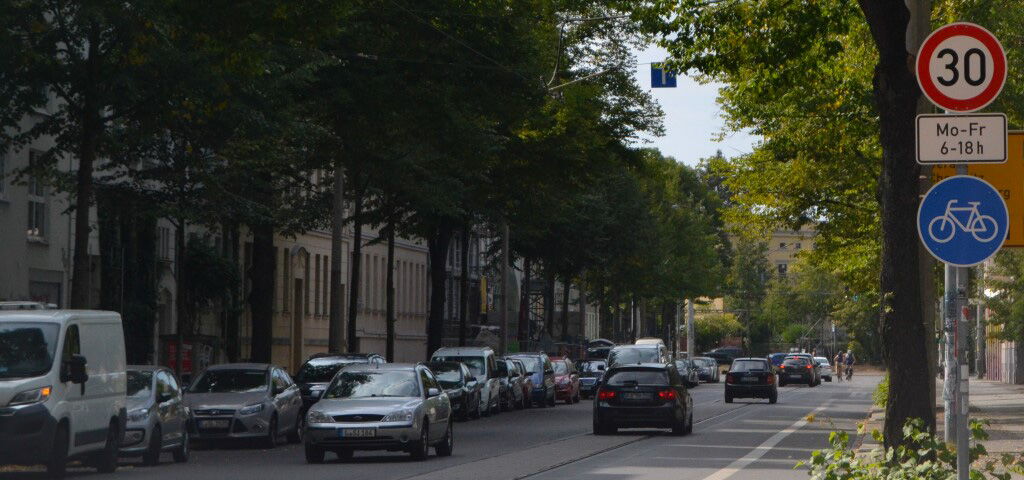 Tempo 30 Schild auf der Arno-Nitzsche-Straße