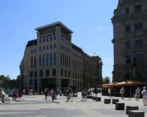 Autofreier Burgplatz