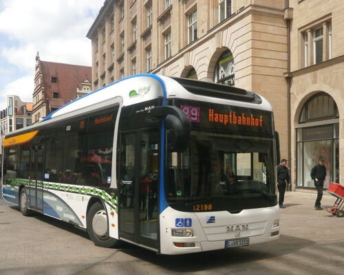 Bus 89 am Neumarkt in Leipzig