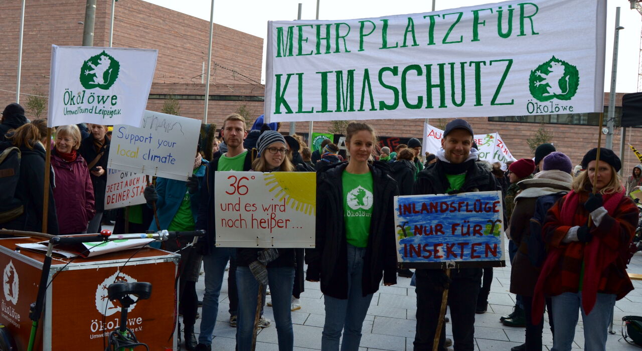 Ökolöwen fordern Klimanotstand für Leipzig