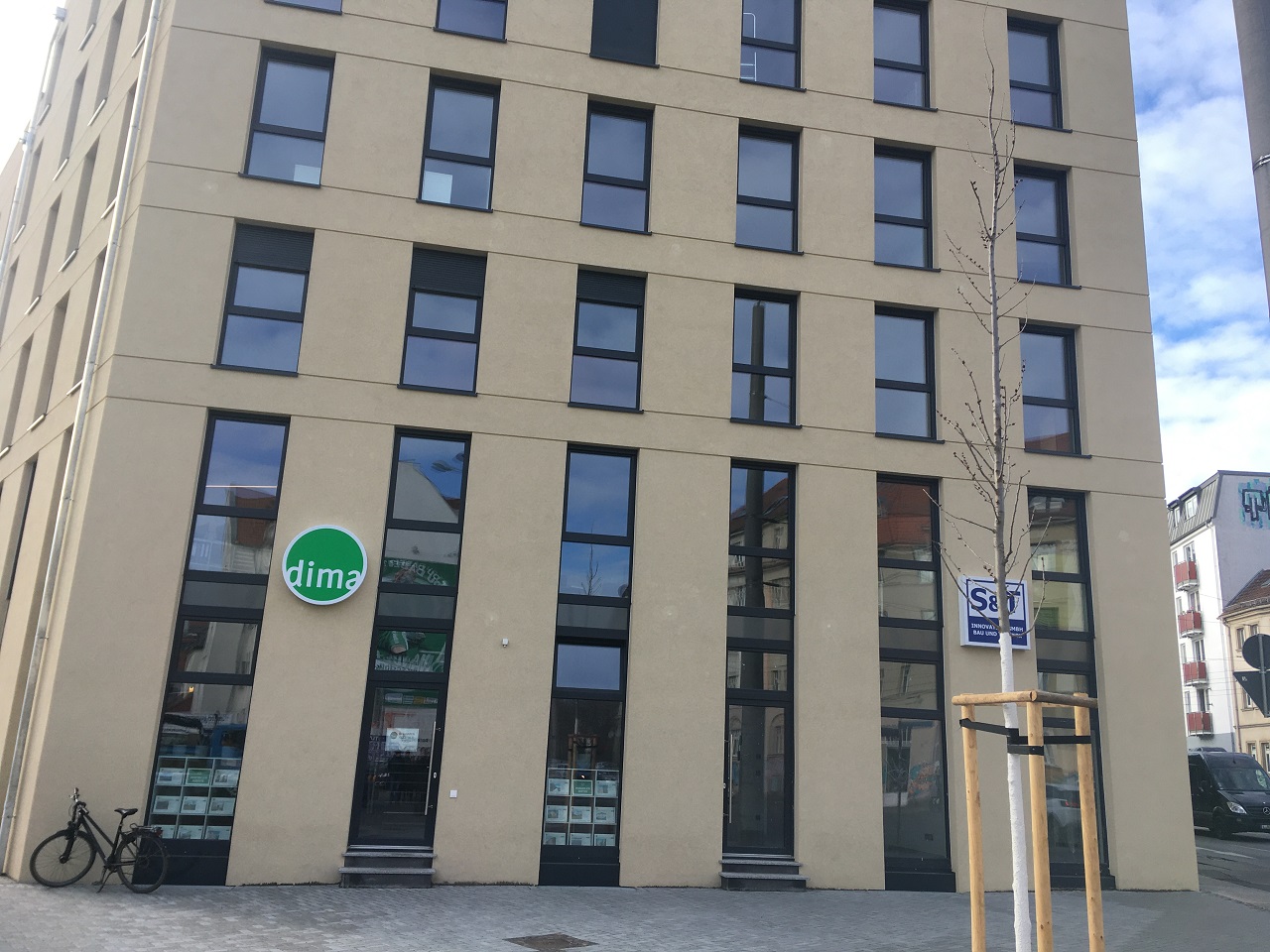 Beton und Glas dominieren das Stadtbild