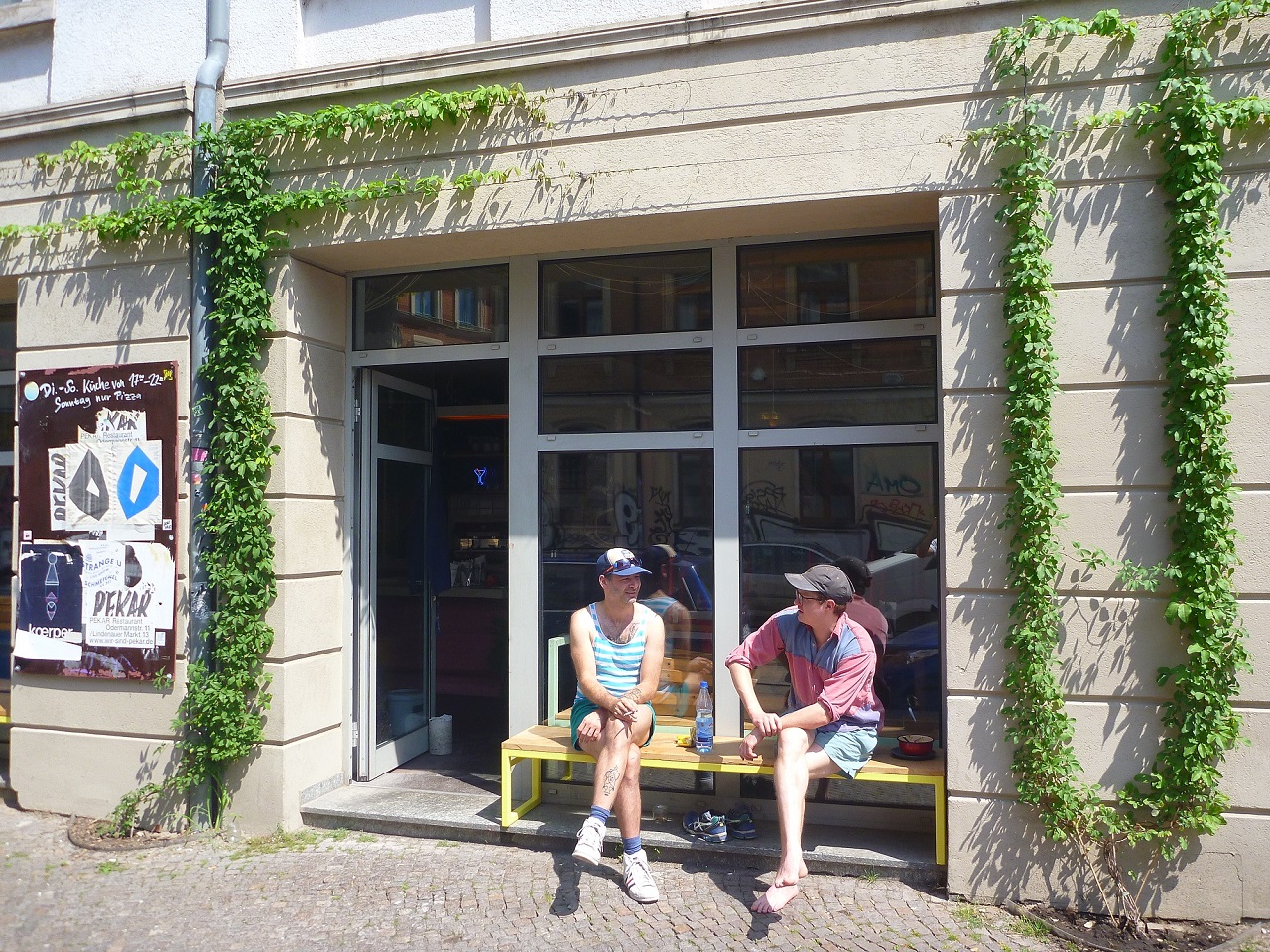 Akebien am Leipziger Restaurant Pekar