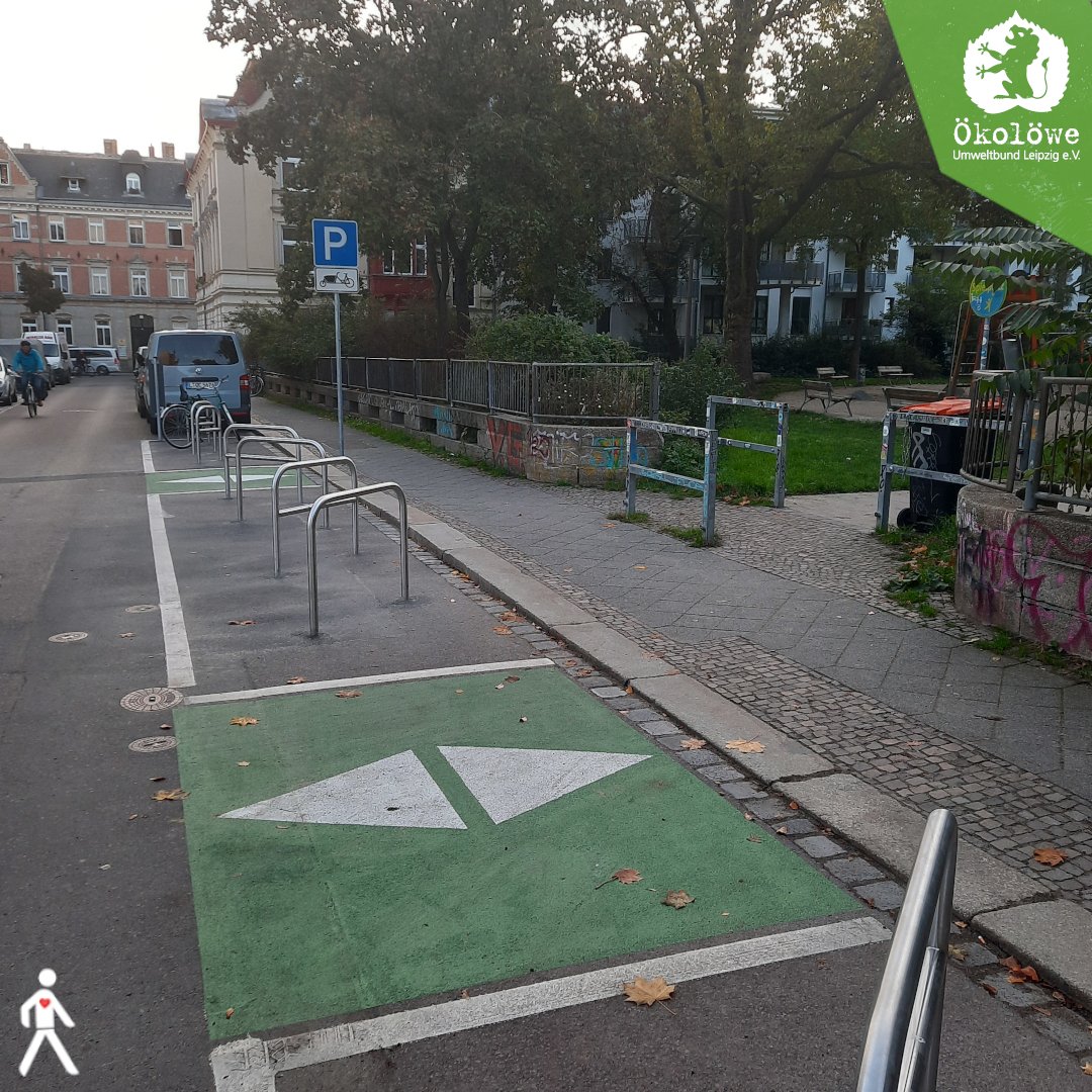 Der neu gestaltete Eingang zum „Knochenpark“ an der Aurelienstraße mit Fahrradbügeln