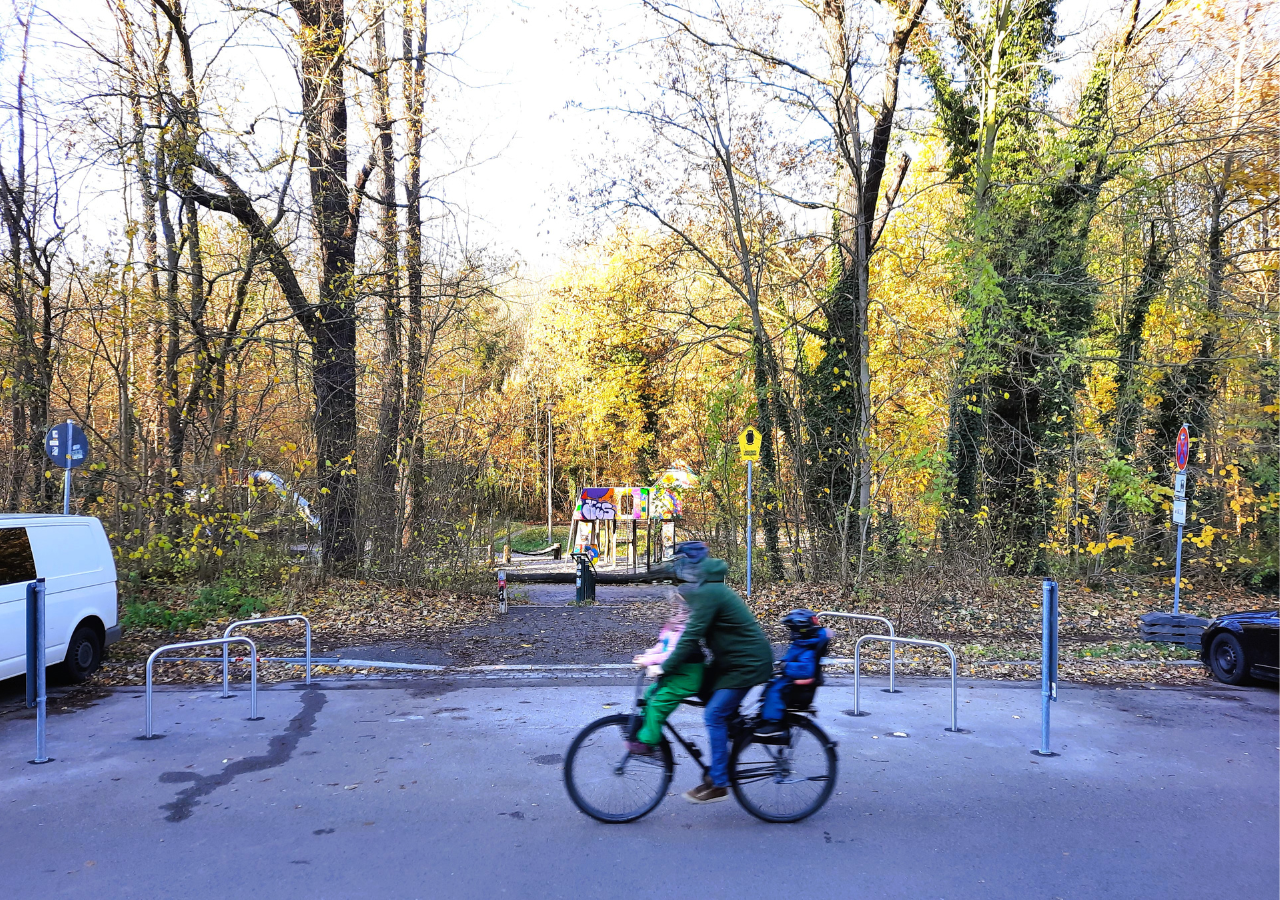 Die Eingänge zum Spielplatz in der Fockestraße sind jetzt sicherer.